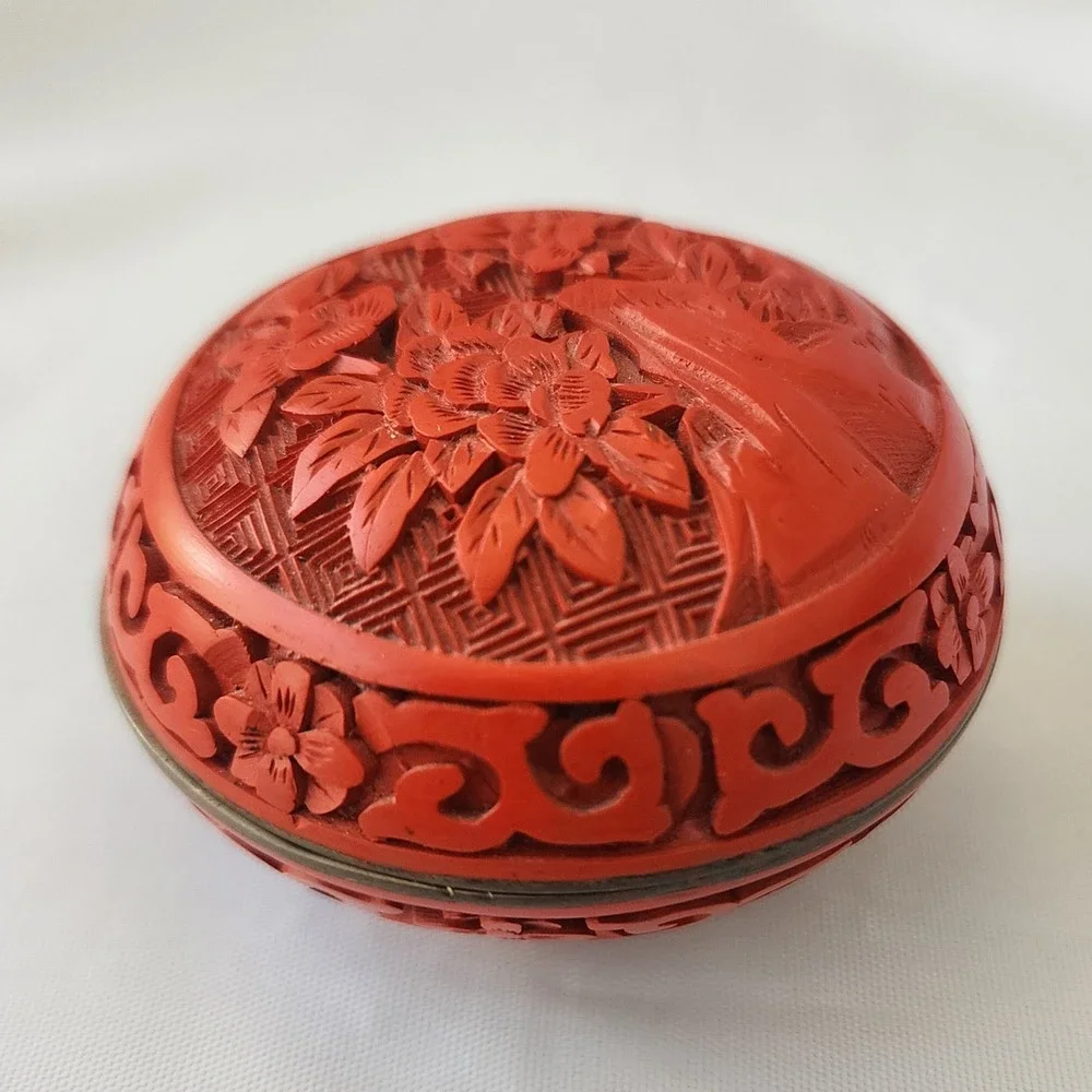 Chinese Cinnabar Lacquer Carved Floral Round Trinket Box Ancient Rare‎ Fine Art